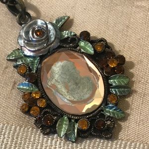 unique Victorian Trading Co. mirror Cameo necklace